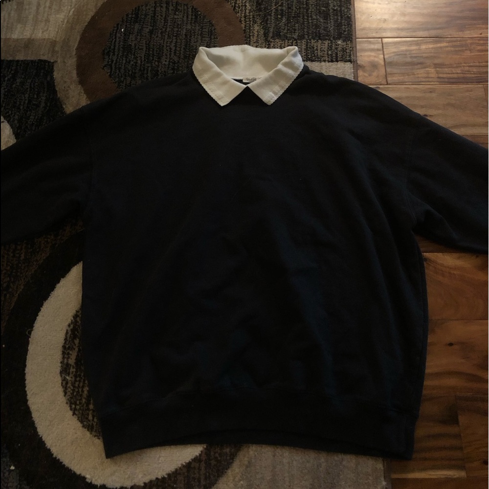 John Galt California Unisex Collard Crewneck, (Charcoal black, cream.)